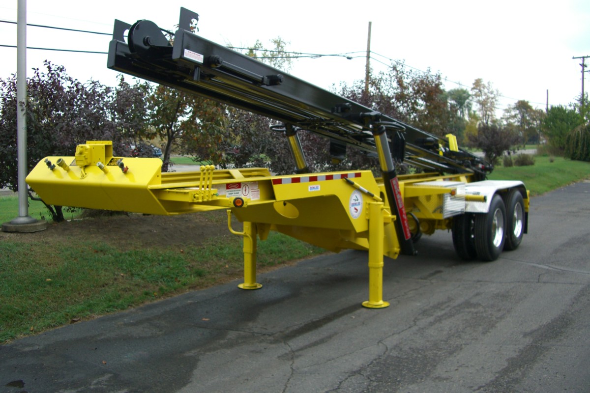 Roll off trailer, Conventional, tandem axle no tarp system